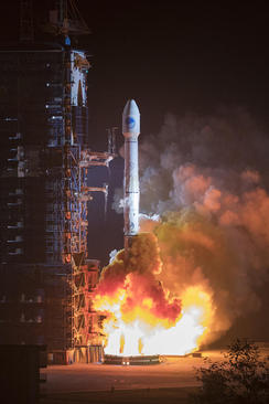 پرتاب دو ماهواره چینی به فضا از استان سیچوان/ شینهوا