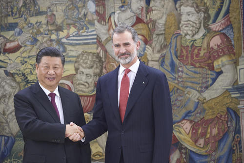 سفر رییس جمهوری چین به اسپانیا و دیدار با فیلیپ ششم پادشاه اسپانیا در مادرید