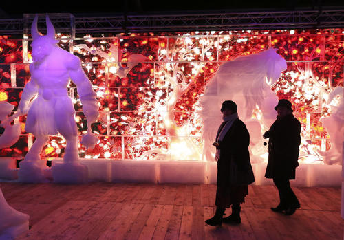جشنواره مجسمه‌های یخی در بروکسل بلژیک/ شینهوا