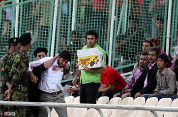 ضرب و شتم دانشجویان
