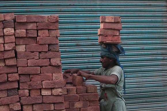  کارگر ساختمانی در لاهور پاکستان