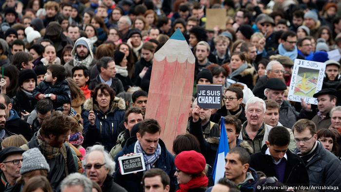 راهپیمایی 1.5 میلیون نفری اتحاد در پاریس (+عکس)