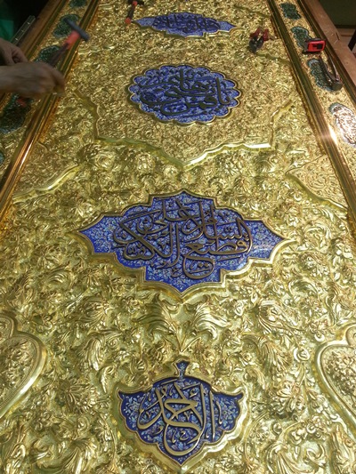 ساخت درب باب الرأس شریف حرم حضرت اباالفضل(ع)