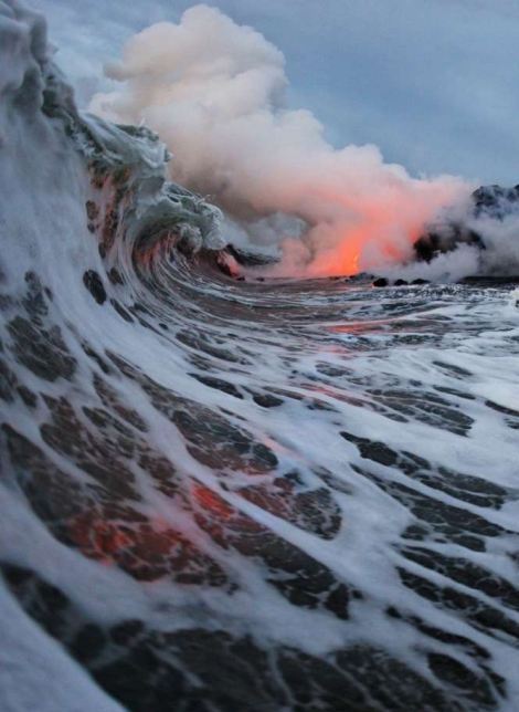 تصاویر ترسناک آتشفشان در هاوایی