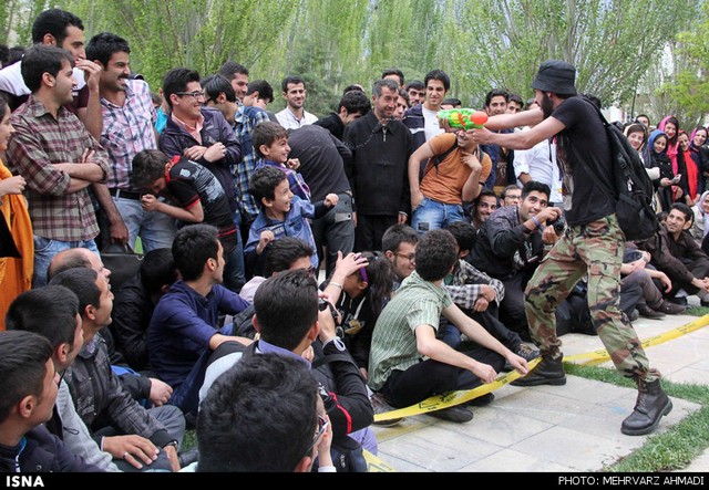 جشنواره تئاتر خیابانی در تبریز (عکس)