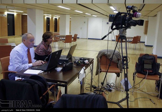 حاشیه هایی از مرکز رسانه در وین (عکس)