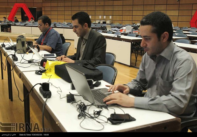 حاشیه هایی از مرکز رسانه در وین (عکس)