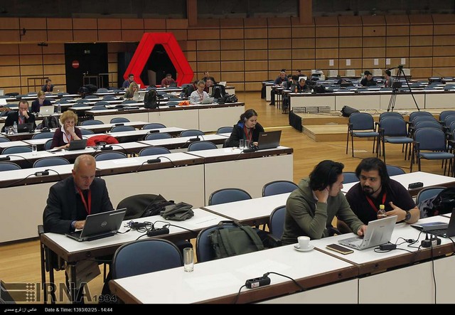 حاشیه هایی از مرکز رسانه در وین (عکس)