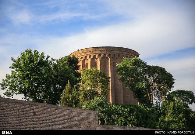 برج طغرل؛ یادگار ۸۰۰ ساله شهر ری (+عکس)