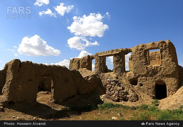 تپه سیاه کمر؛ یکی از آثار ملی همدان (عکس)