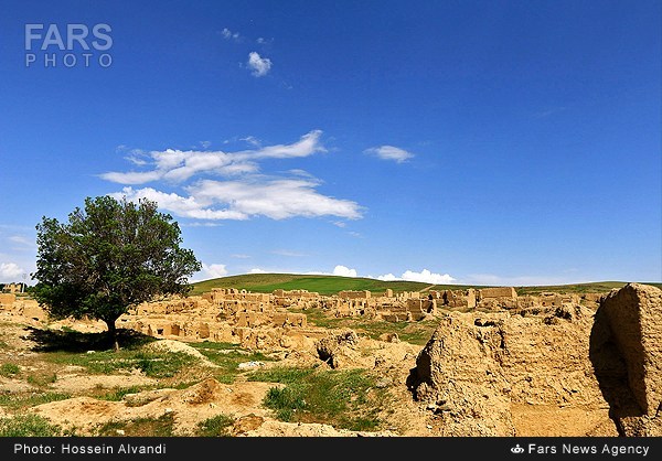 تپه سیاه کمر؛ یکی از آثار ملی همدان (عکس)