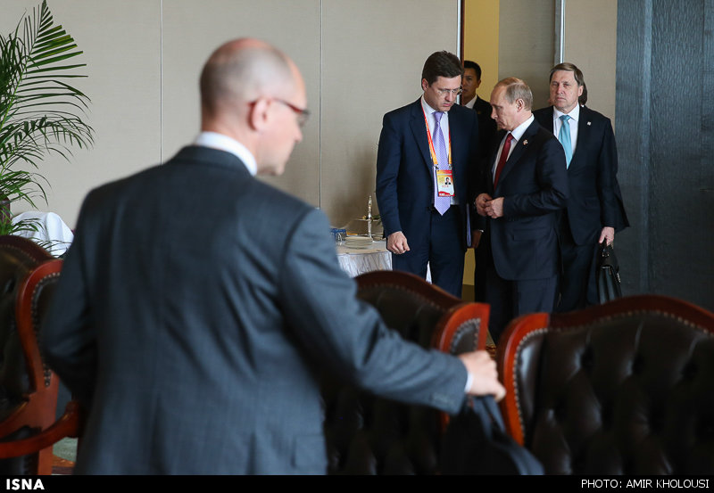 پوتین منتظر روحانی (عکس)