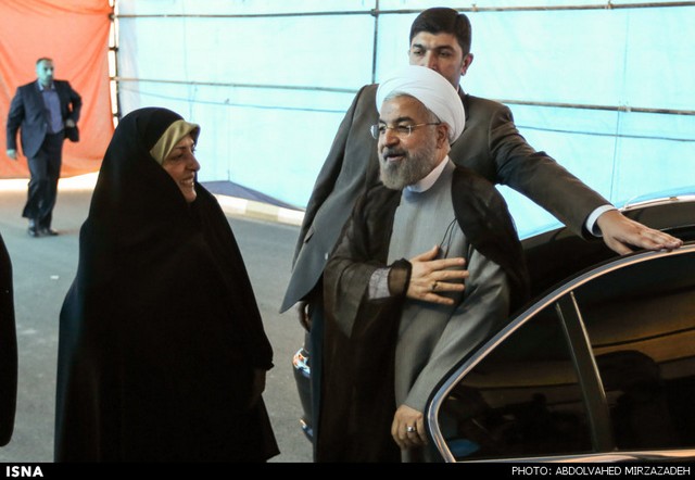 دیدار کارکنان سازمان حفاظت محیط زیست با روحانی (عکس)