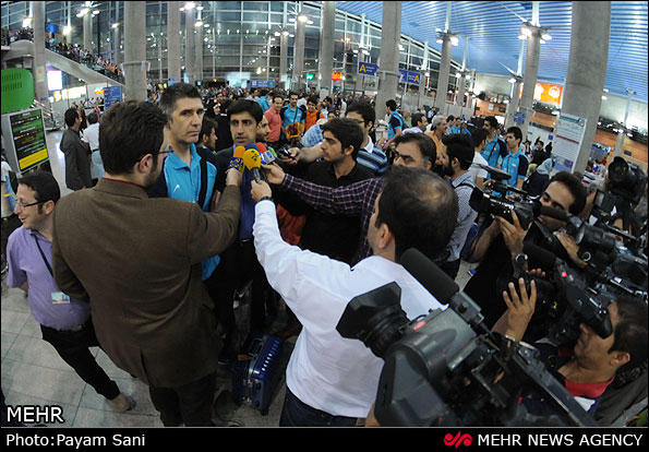 استقبال گرم از تیم ملی والیبال