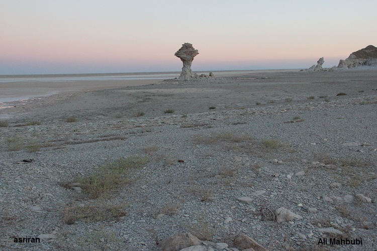 دریاچه ارومیه (محبوبی)