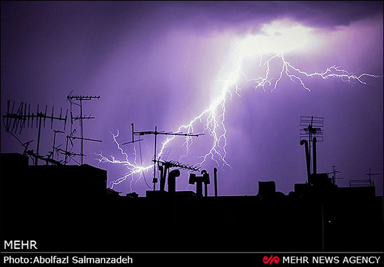 رعد و برق در تهران (عکس)