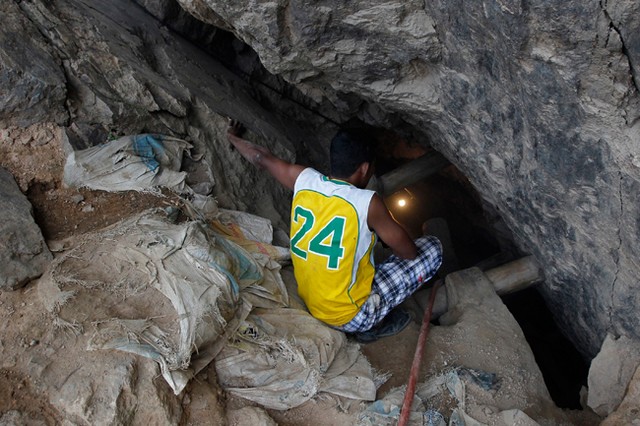 عملیات نجات معدن‌چیان در هندوراس - آمریکا (عکس)