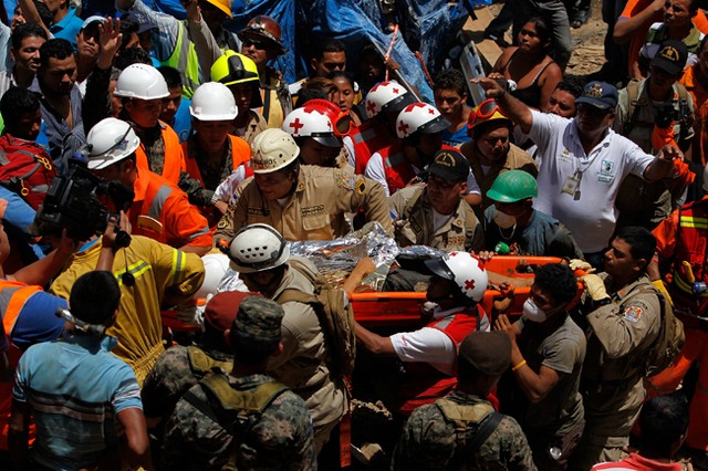 عملیات نجات معدن‌چیان در هندوراس - آمریکا (عکس)