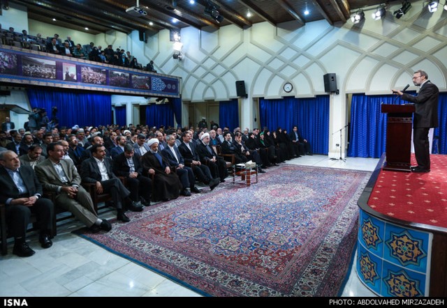 دیدار رییس و نمایندگان مجلس با روحانی (عکس)