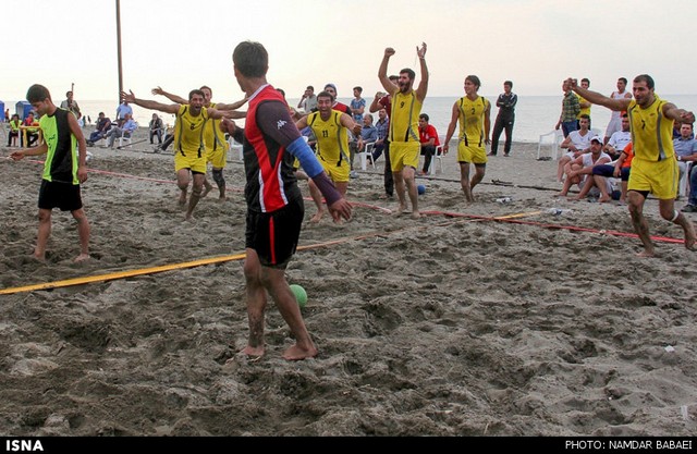 مسابقات هندبال ساحلی - مازندران (عکس)
