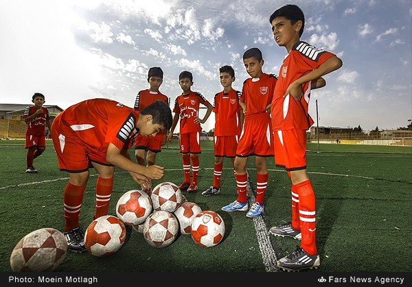 مدرسه فوتبال کودکان - گرگان (عکس)