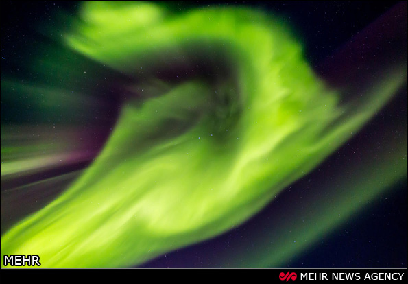شفق قطبی‎؛ پدیده ای شگفت انگیز در آسمان آلاسکا (عکس)