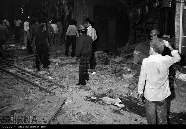 انفجار 3 بمب در کوچه برلن تهران سال 59 (عکس)