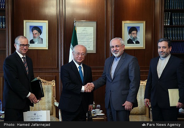 دیدار آمانو با ظریف (عکس)