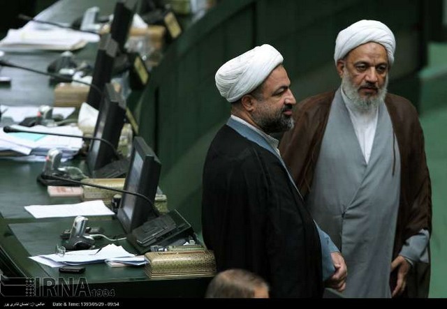 جلسه علنی استیضاح وزیر علوم (عکس)