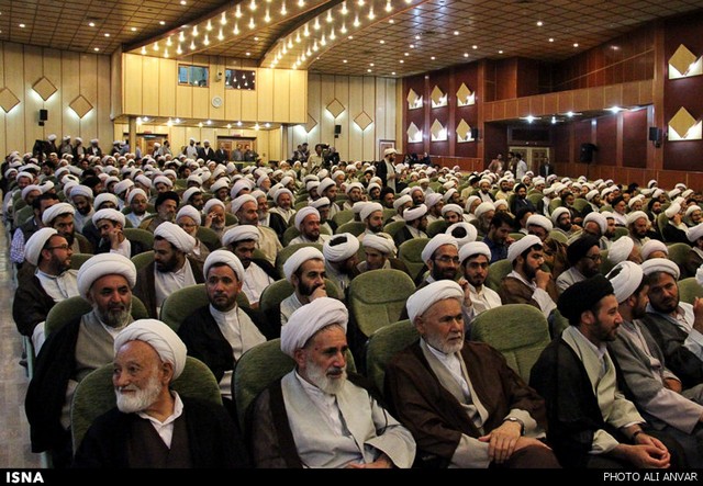 دیدار های روحانی در سفر استانی به اردبیل (عکس)