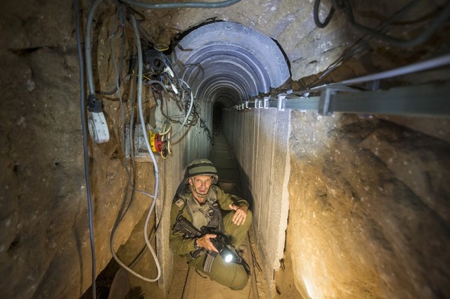 جنگی بر سر تونل‌های نظامی-تجاری؛ راه فرار فلسطینی ها از محاصره غزه (+عکس)