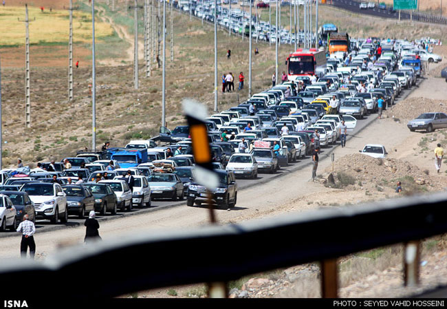 ترافیک محور فیروزکوه در تعطیلات عید فطر (عکس)