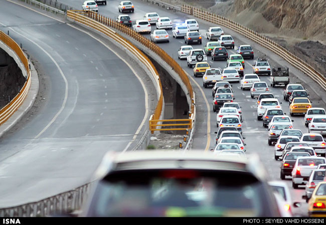 ترافیک محور فیروزکوه در تعطیلات عید فطر (عکس)