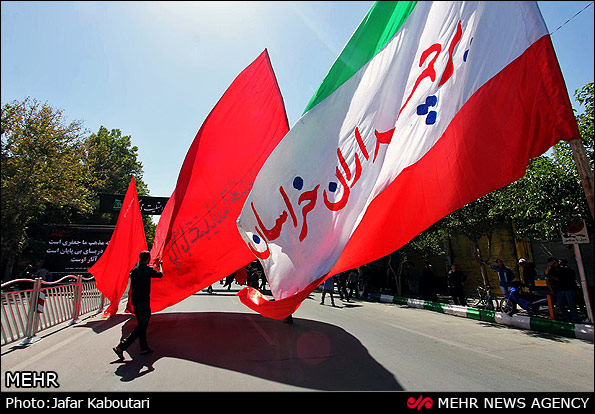 تشییع پیکر 2 شهید مدافع حرم در مشهد (عکس)