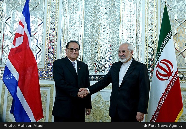 دیدار وزرای خارجه ایران و کره شمالی (عکس)