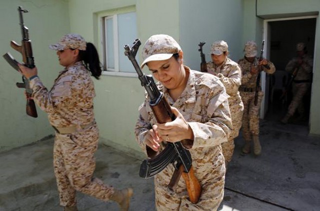 پادگان نظامی زنان پیشمرگ - عراق (عکس)