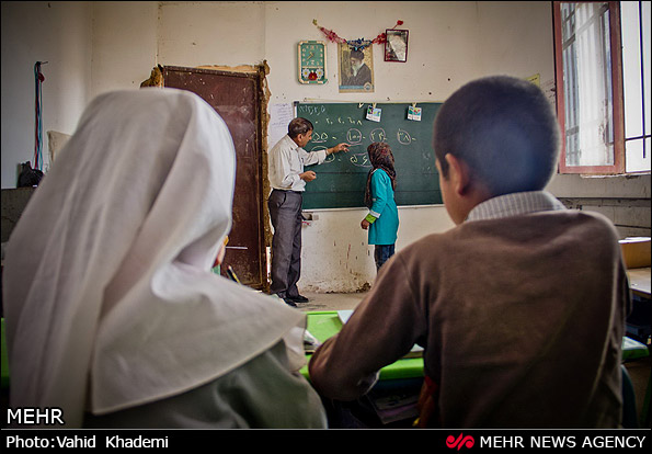 مدرسه عشایری شمس تبریزی (عکس)