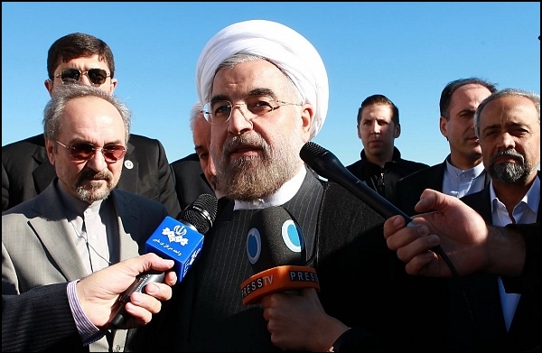 چه کسی در فرودگاه نیویورک از روحانی استقبال کرد؟ (+عکس)