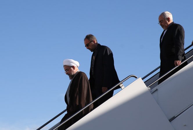 چه کسی در فرودگاه نیویورک از روحانی استقبال کرد؟ (+عکس)