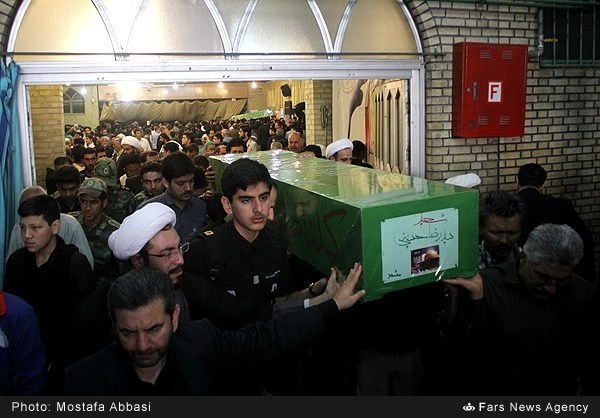 تشییع پیکر 5 شهید مدافع حرم حضرت زینب(س) در مشهد