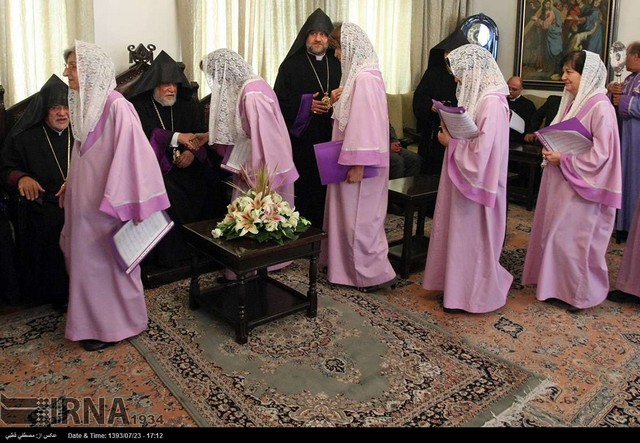 پیشوای دینی ارامنه جهان در ایران (عکس)