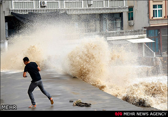«ونگ فونگ» چین و ژاپن را تکان داد (عکس)