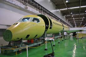نخستین هواپیمای مسافربری ژاپن رونمایی شد (+عکس)