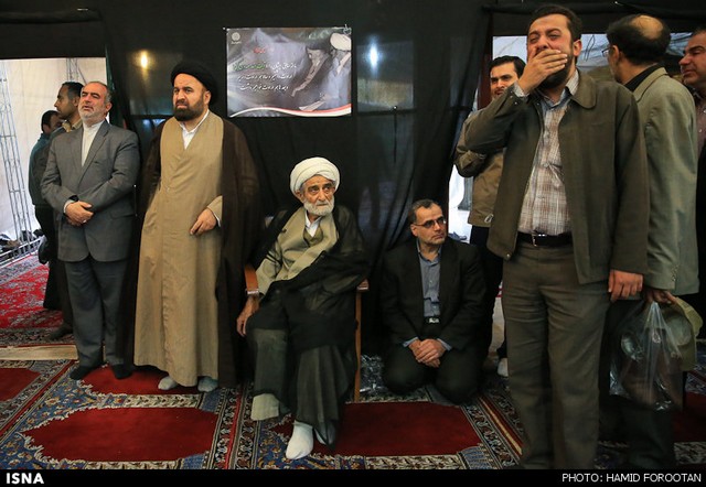 انتقال پیکر آیت الله مهدوی کنی (عکس و فیلم)