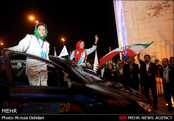 مسابقات رالی خاورمیانه در شیراز (عکس)