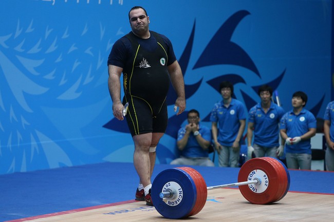 قهرمانی وزنه برداری بهدادسلیمی(گزارش تصویری)