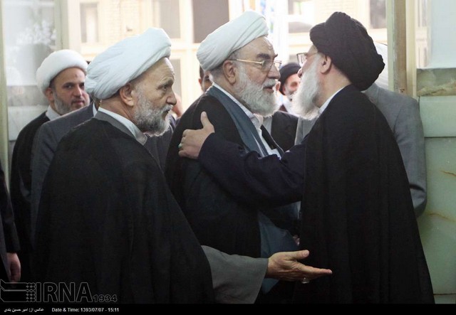 مسئولان نظام در مراسم ختم مادر آیت الله شاهرودی (عکس)