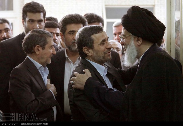 مسئولان نظام در مراسم ختم مادر آیت الله شاهرودی (عکس)