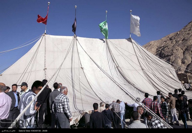 برپایی خیمه های محرم در فارس (عکس)
