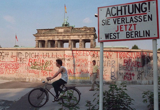 دیوار برلین از پیدایش تا فروپاشی (+عکس)
